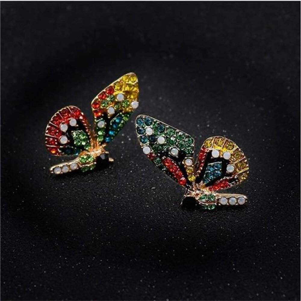 🦋 Flutter-by Rhinestone Earrings in Red - Picture 4 of 4